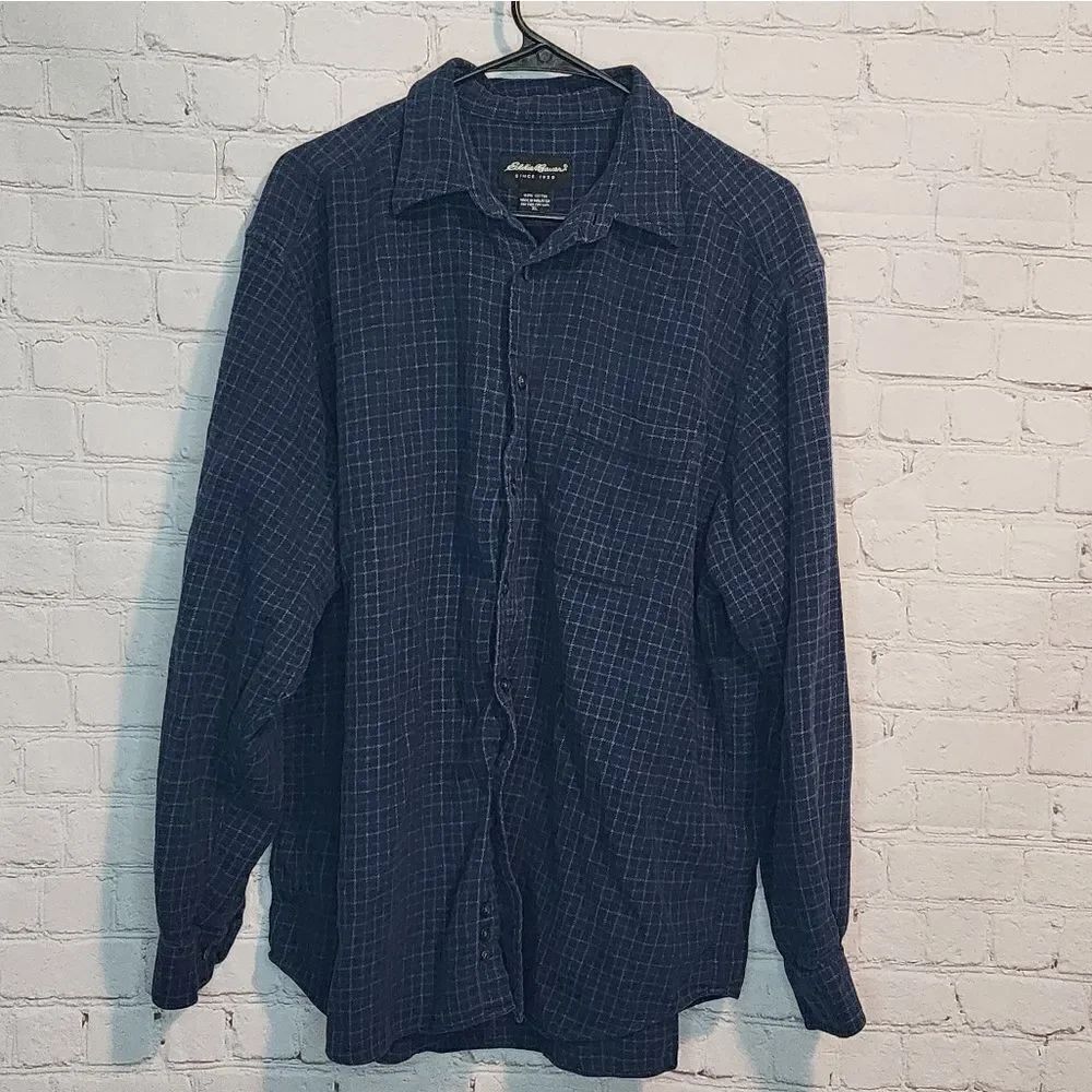 Men's Eddie Bauer button down longsleeve shirt, size XL